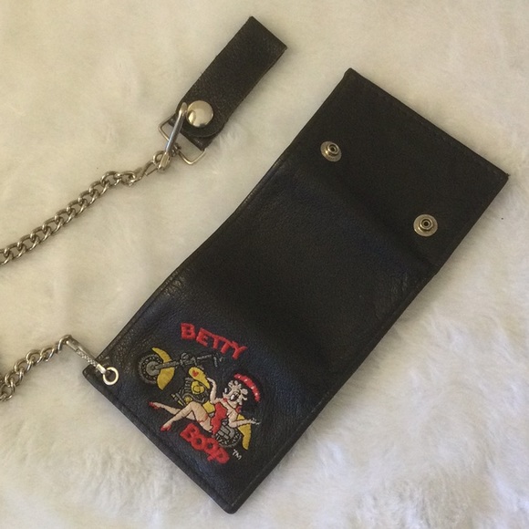 Betty Boop heart shaped wrist clutch - Picture 6 of 8